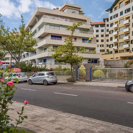 Vista Mar I By An Island Funchal (Madeira)