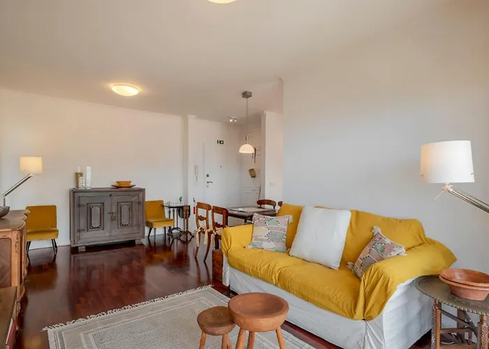 Vista Mar I By An Island *